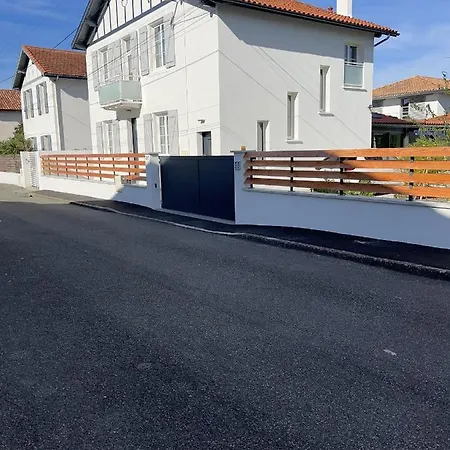 Дом отдыха Maison Basque Биарриц